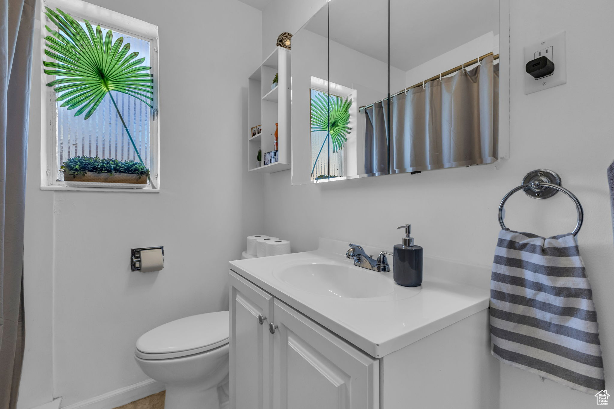 HALELEA - Residential