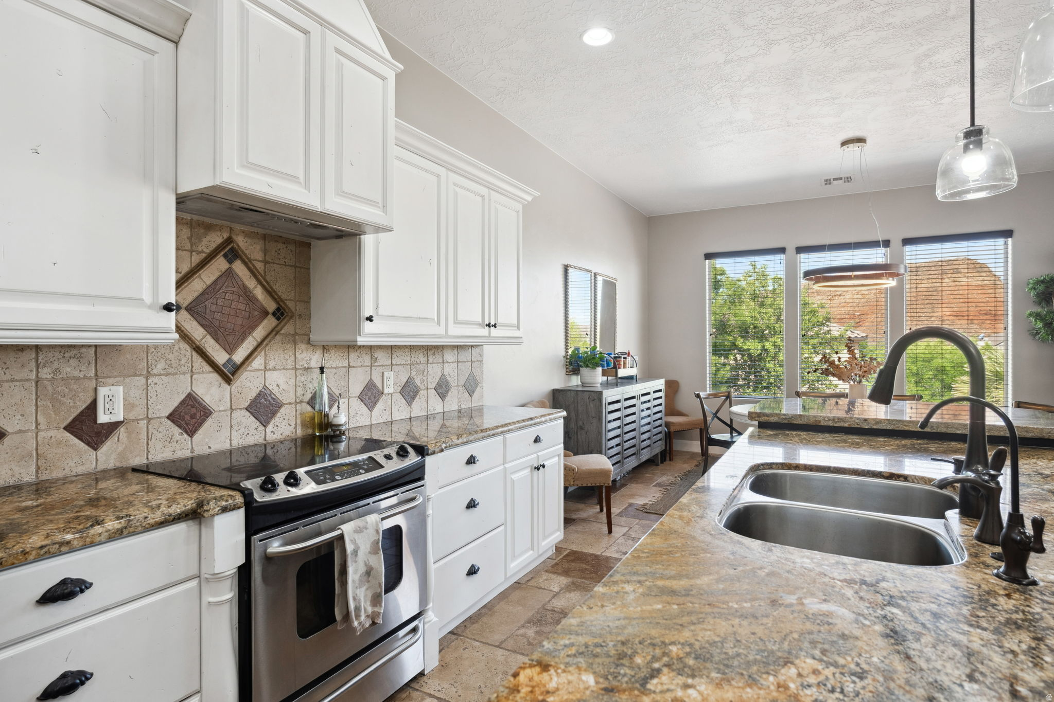 SILVER FALLS AT WASHINGTON BENCH - Residential