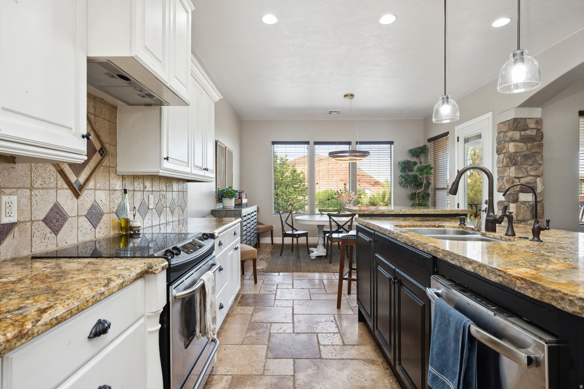 SILVER FALLS AT WASHINGTON BENCH - Residential