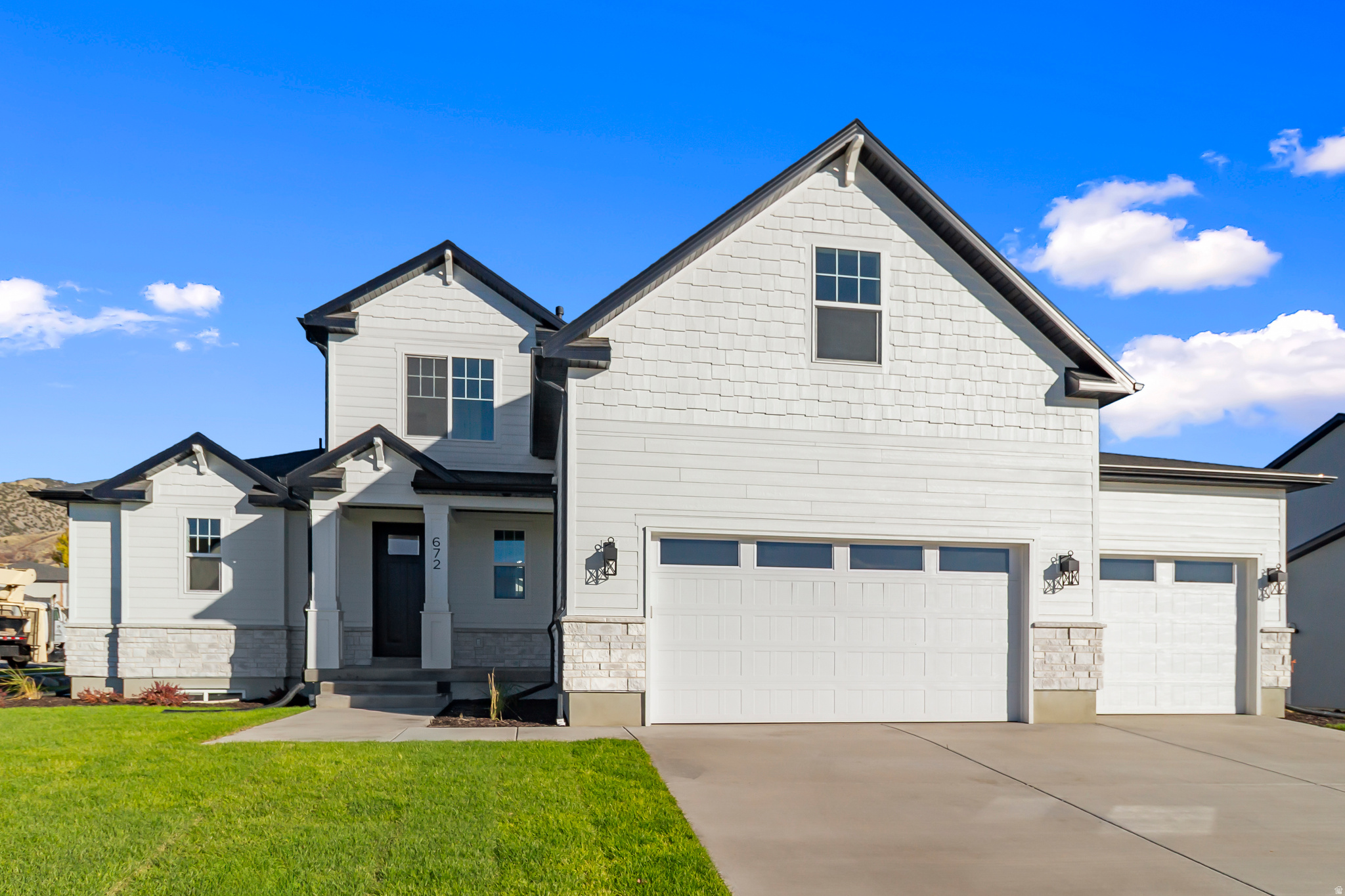 RIDGELINE PARK - Residential