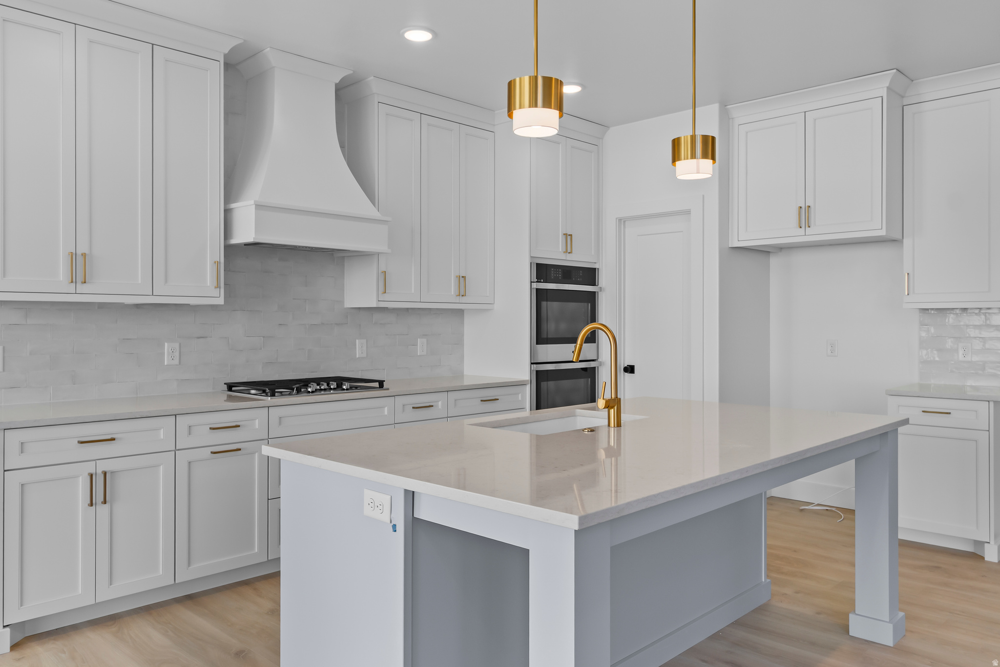 RIDGELINE PARK - Residential