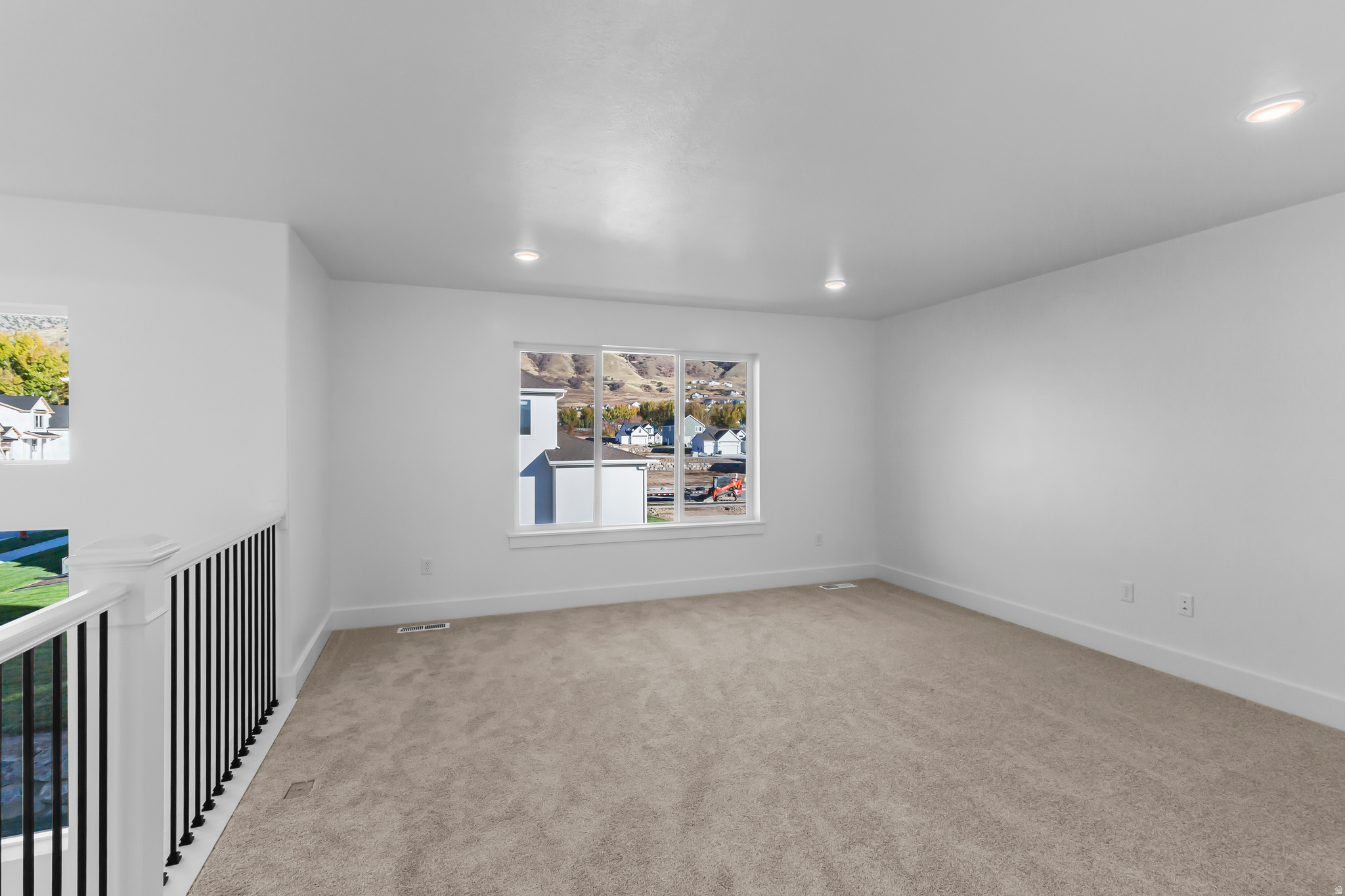 RIDGELINE PARK - Residential