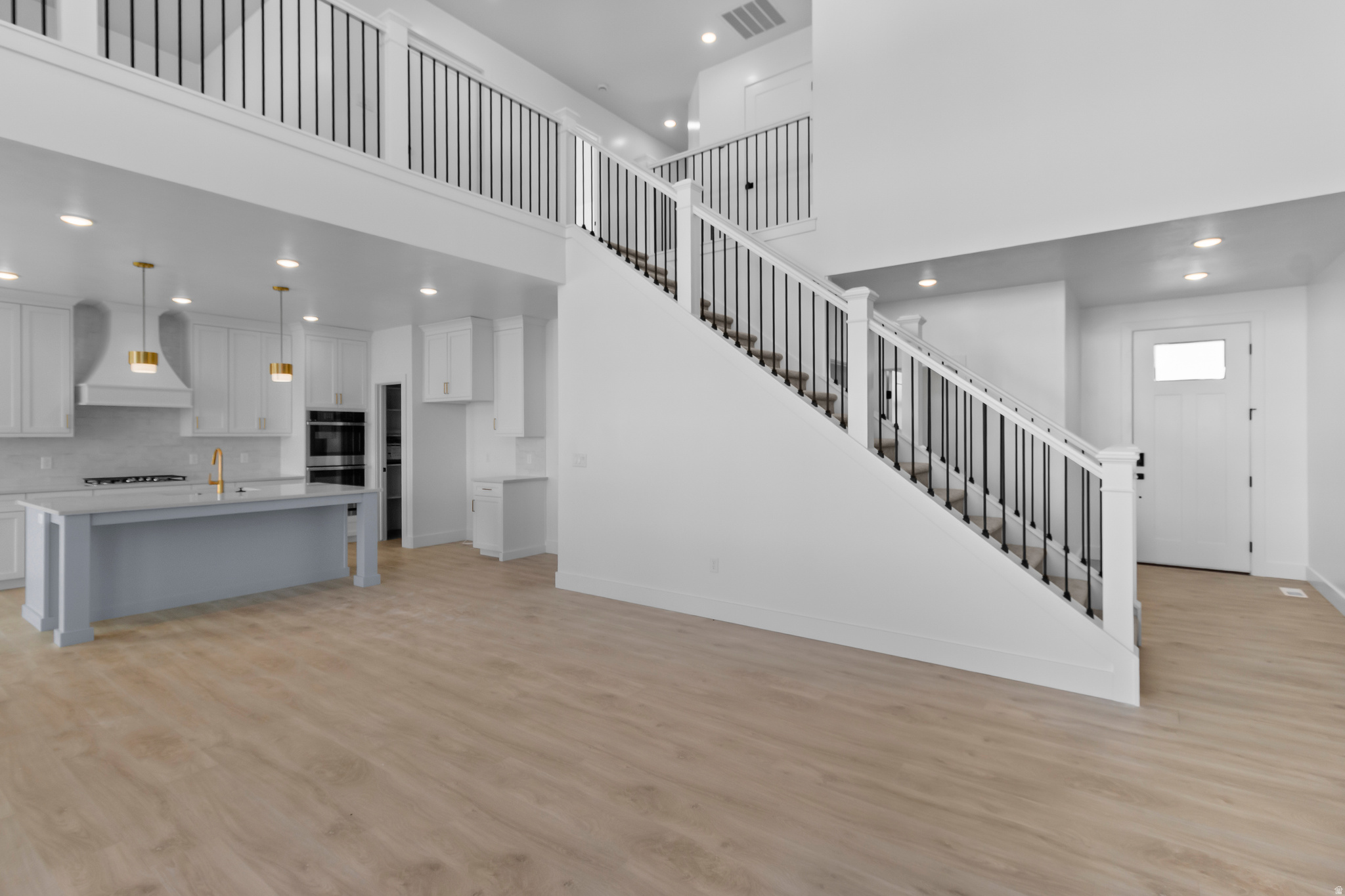 RIDGELINE PARK - Residential