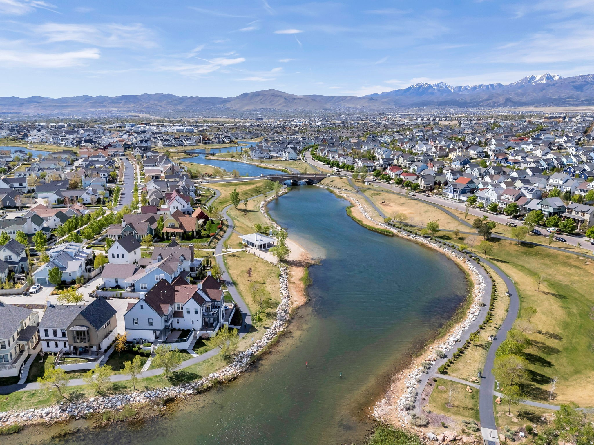 DAYBREAK - Residential