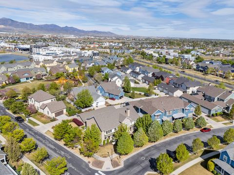 Tiny photo for 10536 S TOPVIEW RD, South Jordan, UT 84009 (MLS # 2151244)