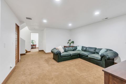 Tiny photo for 10536 S TOPVIEW RD, South Jordan, UT 84009 (MLS # 2151244)