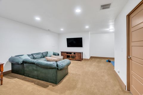 Tiny photo for 10536 S TOPVIEW RD, South Jordan, UT 84009 (MLS # 2151244)