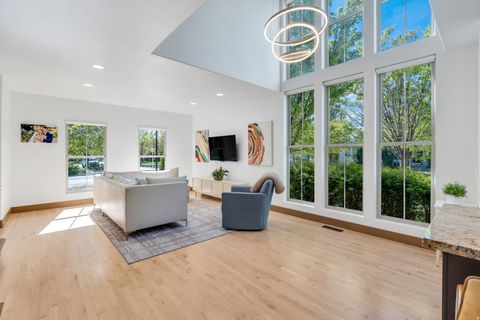 Tiny photo for 10536 S TOPVIEW RD, South Jordan, UT 84009 (MLS # 2151244)