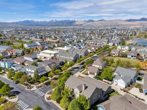 Tiny photo for 10536 S TOPVIEW RD, South Jordan, UT 84009 (MLS # 2151244)
