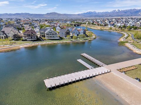 Tiny photo for 10536 S TOPVIEW RD, South Jordan, UT 84009 (MLS # 2151244)