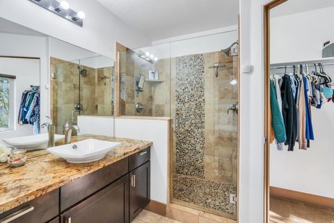 Tiny photo for 10536 S TOPVIEW RD, South Jordan, UT 84009 (MLS # 2151244)