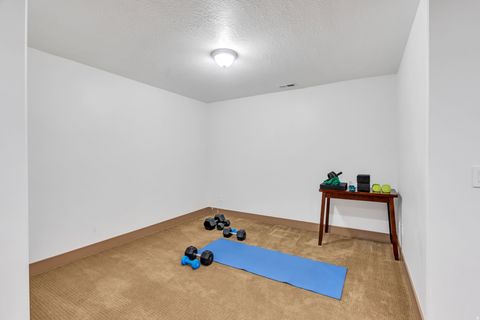 Tiny photo for 10536 S TOPVIEW RD, South Jordan, UT 84009 (MLS # 2151244)