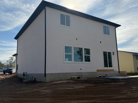 Tiny photo for 295 E 300 S, Santaquin, UT 84655 (MLS # 2121043)