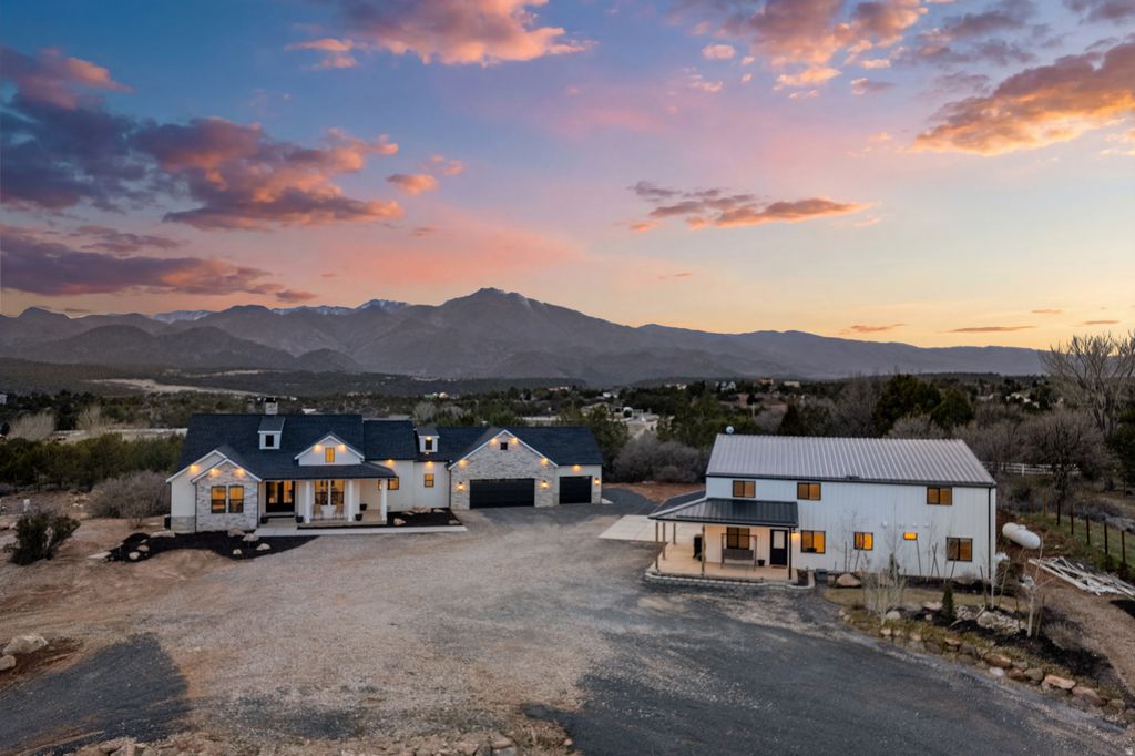 Photo of 2204 S OLD HIGHWAY 91, New Harmony, UT 84757 (MLS # 2137370)