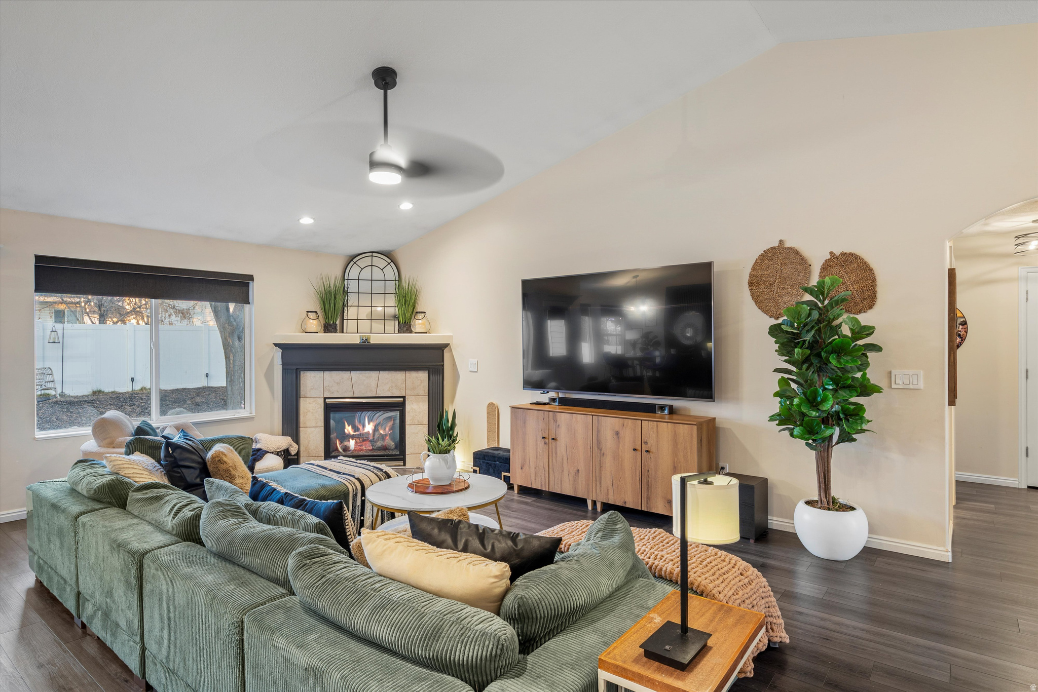 PARK MEADOWS - Residential