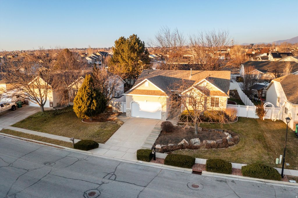 Photo of 227 E 1500 N, Layton, UT 84041 (MLS # 2131825)