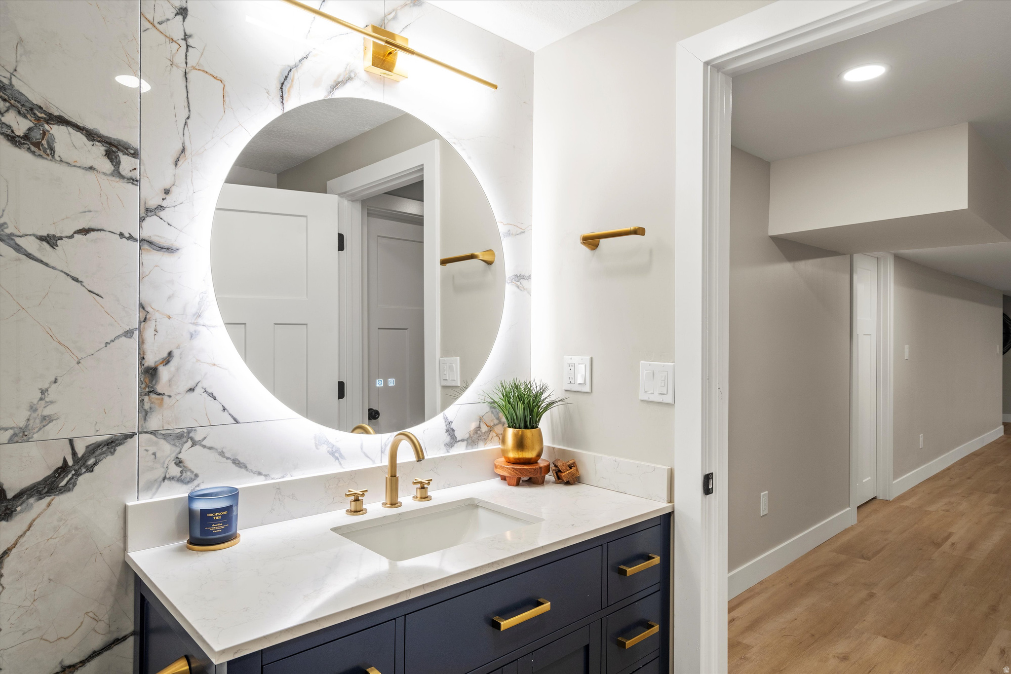 PARK MEADOWS - Residential