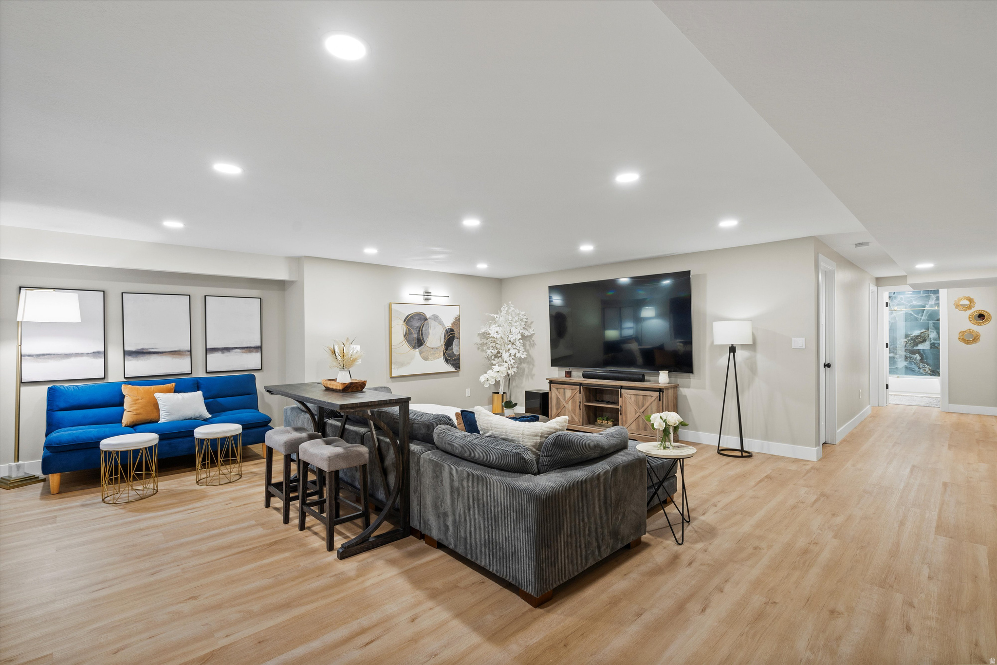 PARK MEADOWS - Residential