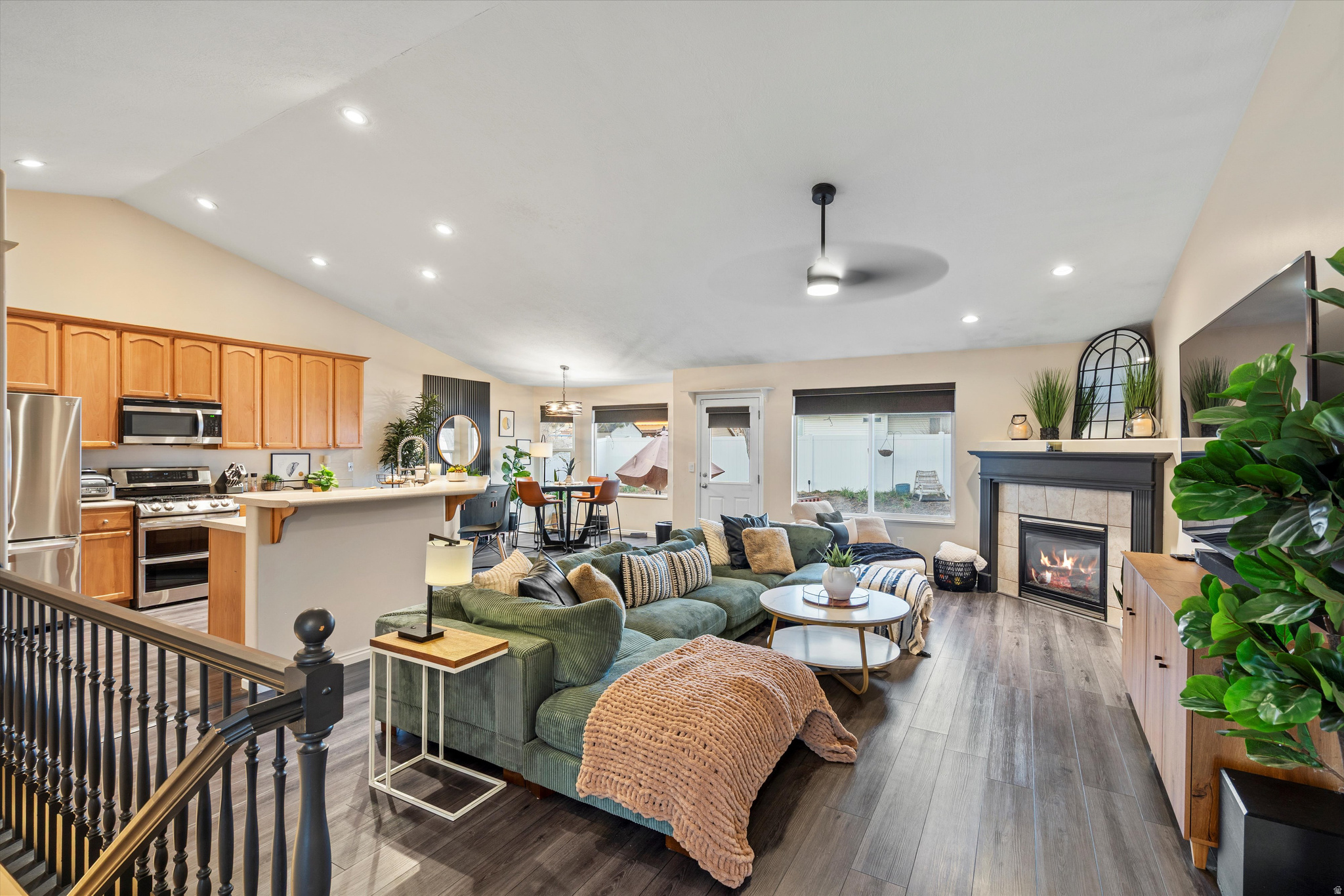 PARK MEADOWS - Residential