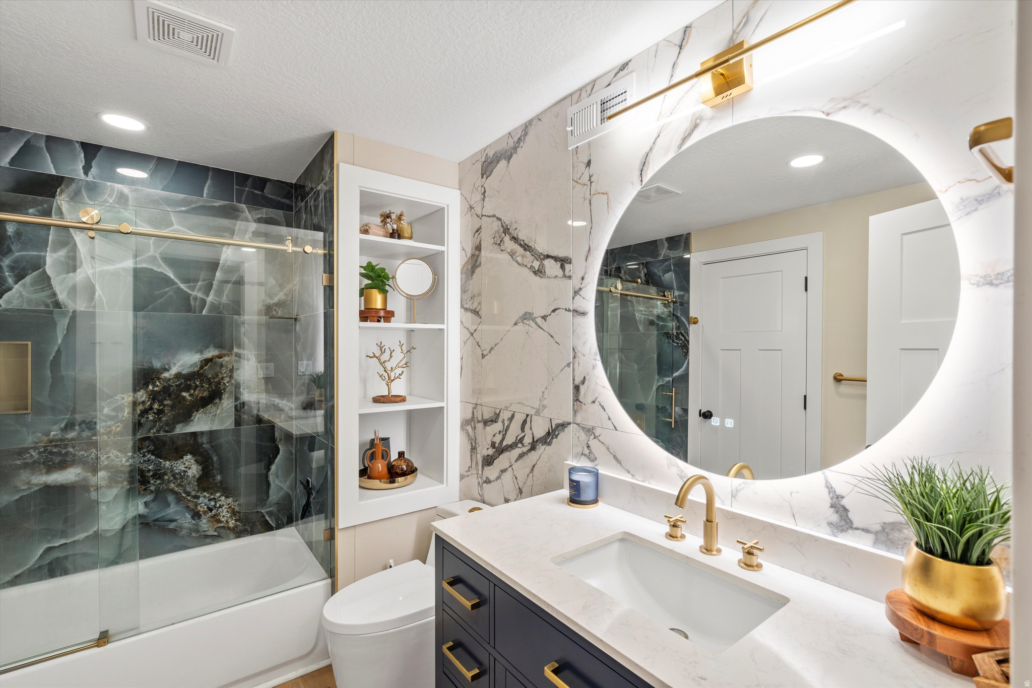 PARK MEADOWS - Residential