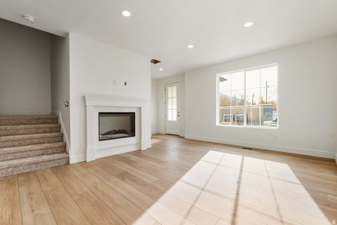 Tiny photo for 649 E 800 S, Springville, UT 84663 (MLS # 2124852)