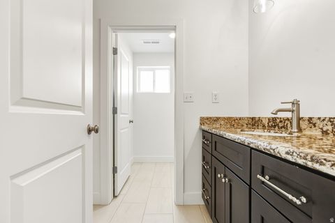 Tiny photo for 649 E 800 S, Springville, UT 84663 (MLS # 2124852)