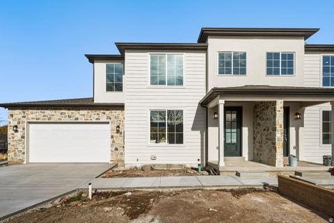 Photo of 649 E 800 S, Springville, UT 84663 (MLS # 2124852)