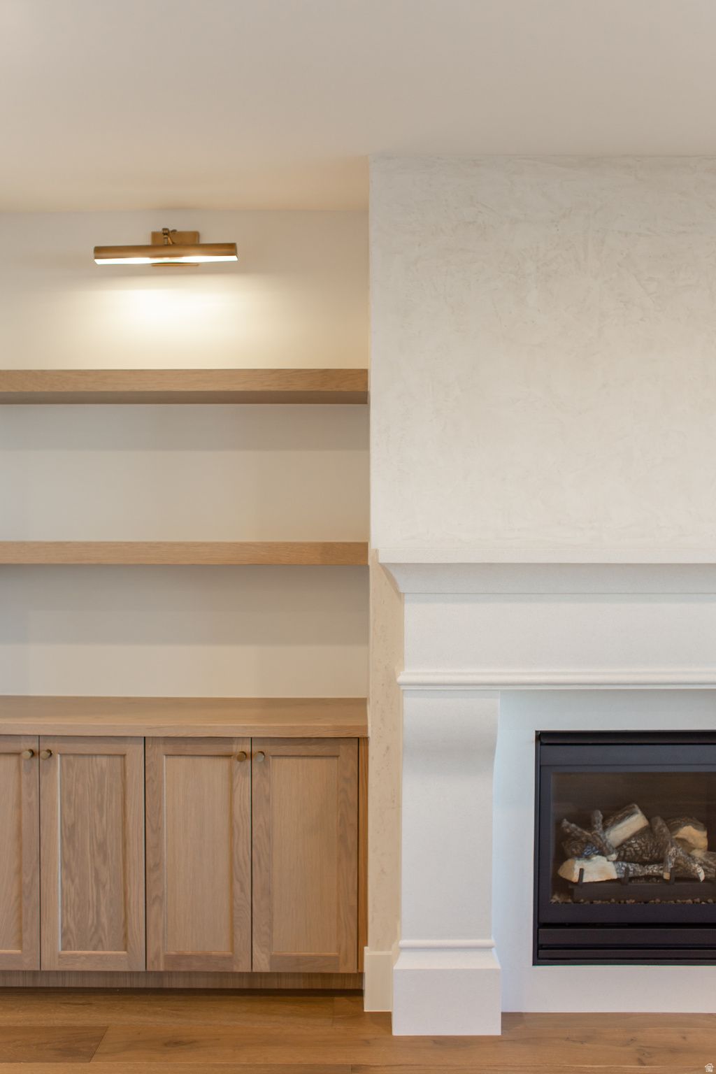 Photo of 347 E MAYFIELD WOODS LN, Washington, UT 84780 (MLS # 2127234)