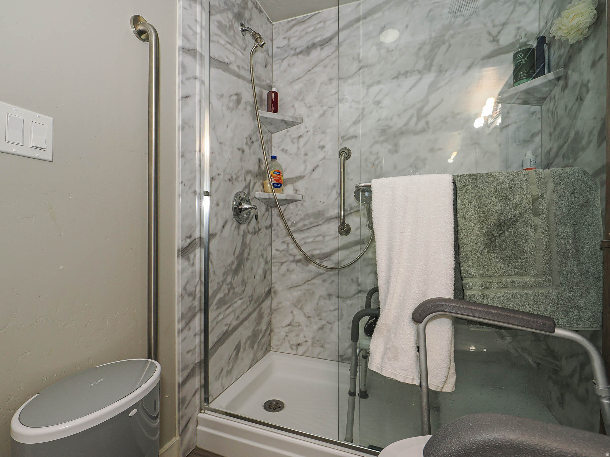 EAST RIVERWALK - Residential