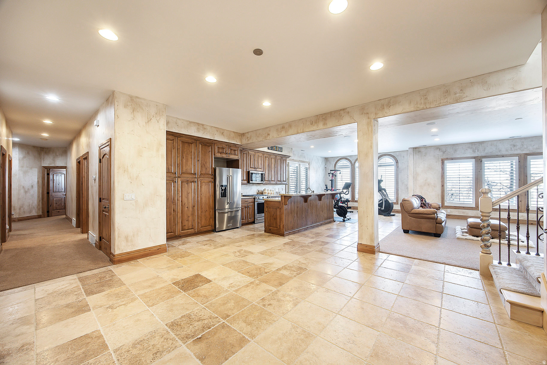 EAGLEPOINTE ESTATES - Residential