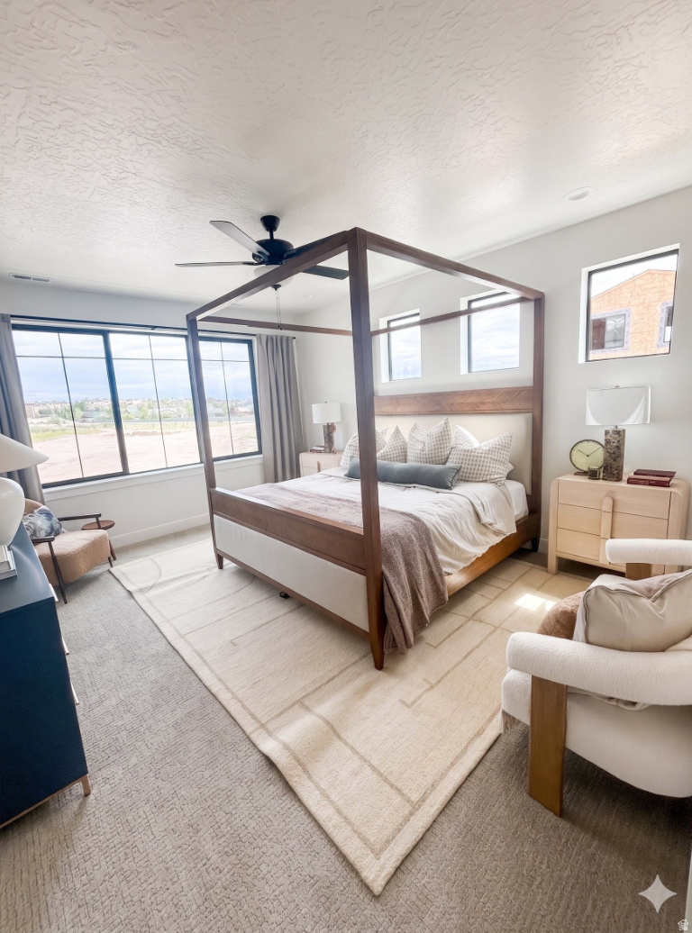 VISTAS AT THE POINT - Residential