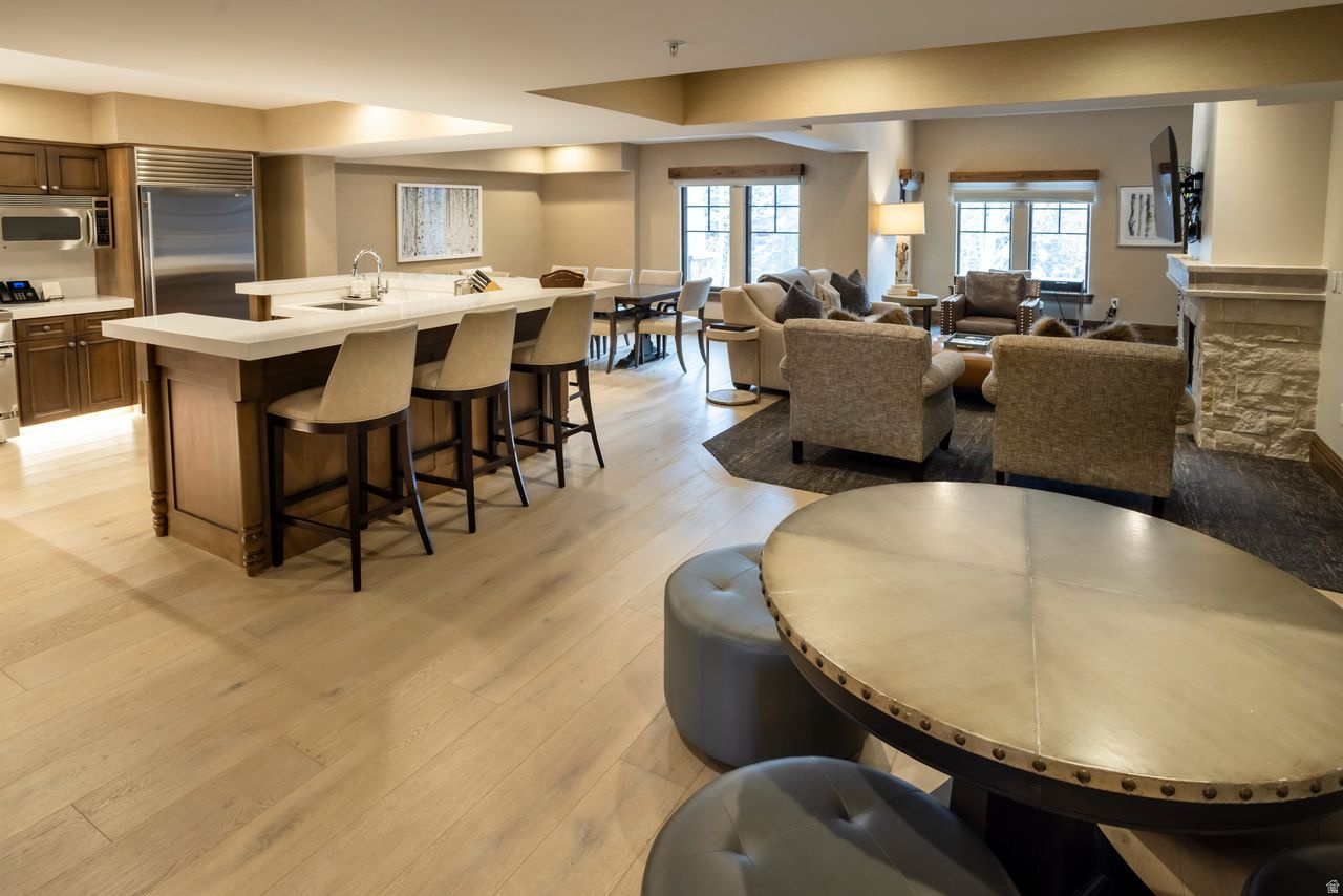 THE RESIDENCES AT THE CHATEAUX - Residential