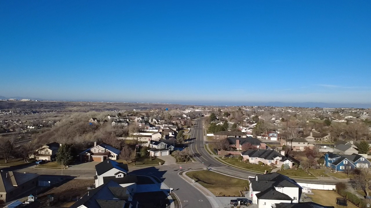 HIGHLANDS BLUFF ESTATES - Residential