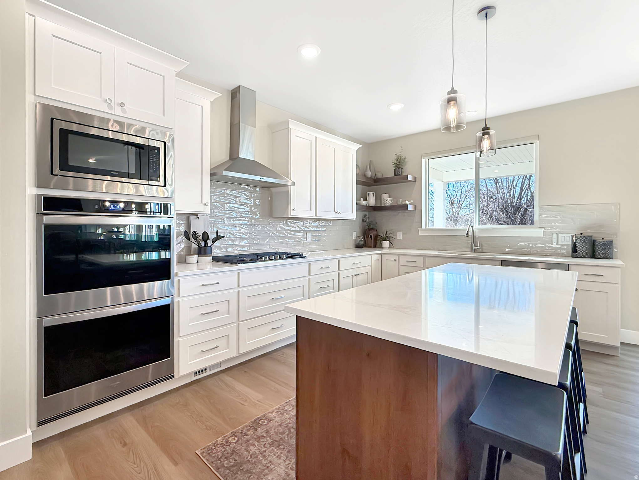 HIGHLANDS BLUFF ESTATES - Residential