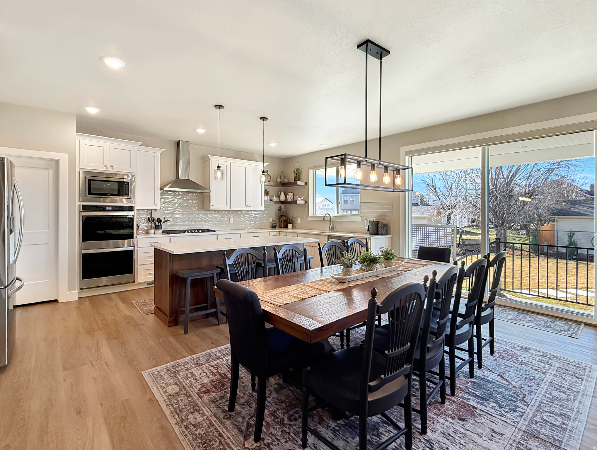 HIGHLANDS BLUFF ESTATES - Residential