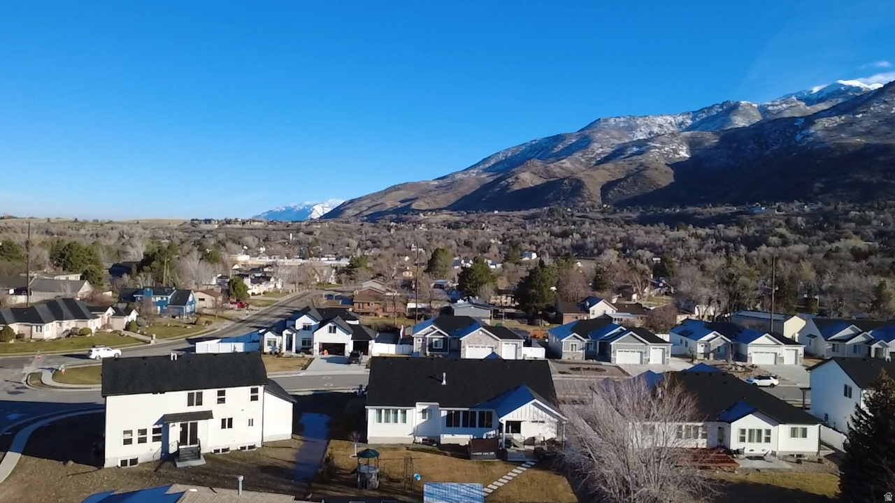 HIGHLANDS BLUFF ESTATES - Residential