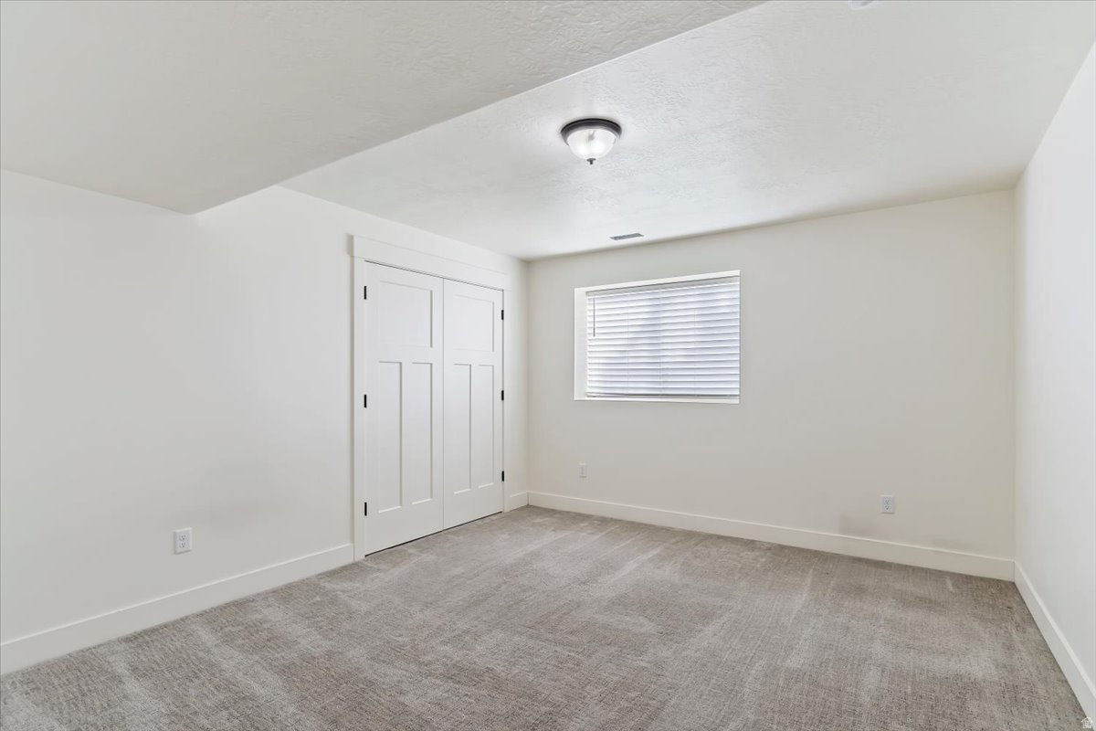 HYLANDS RANCH - Residential