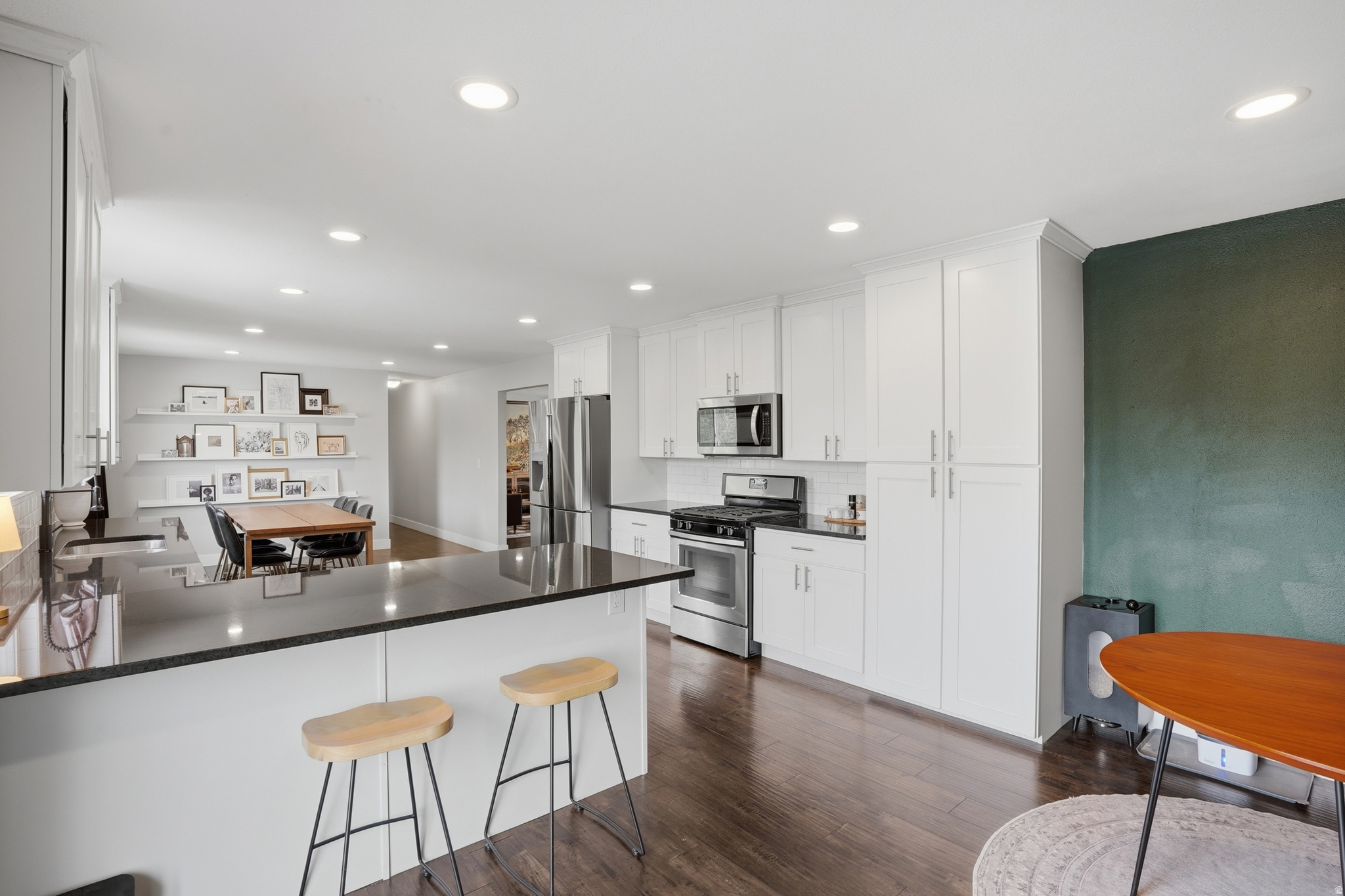 MORTON MEADOWS - Residential