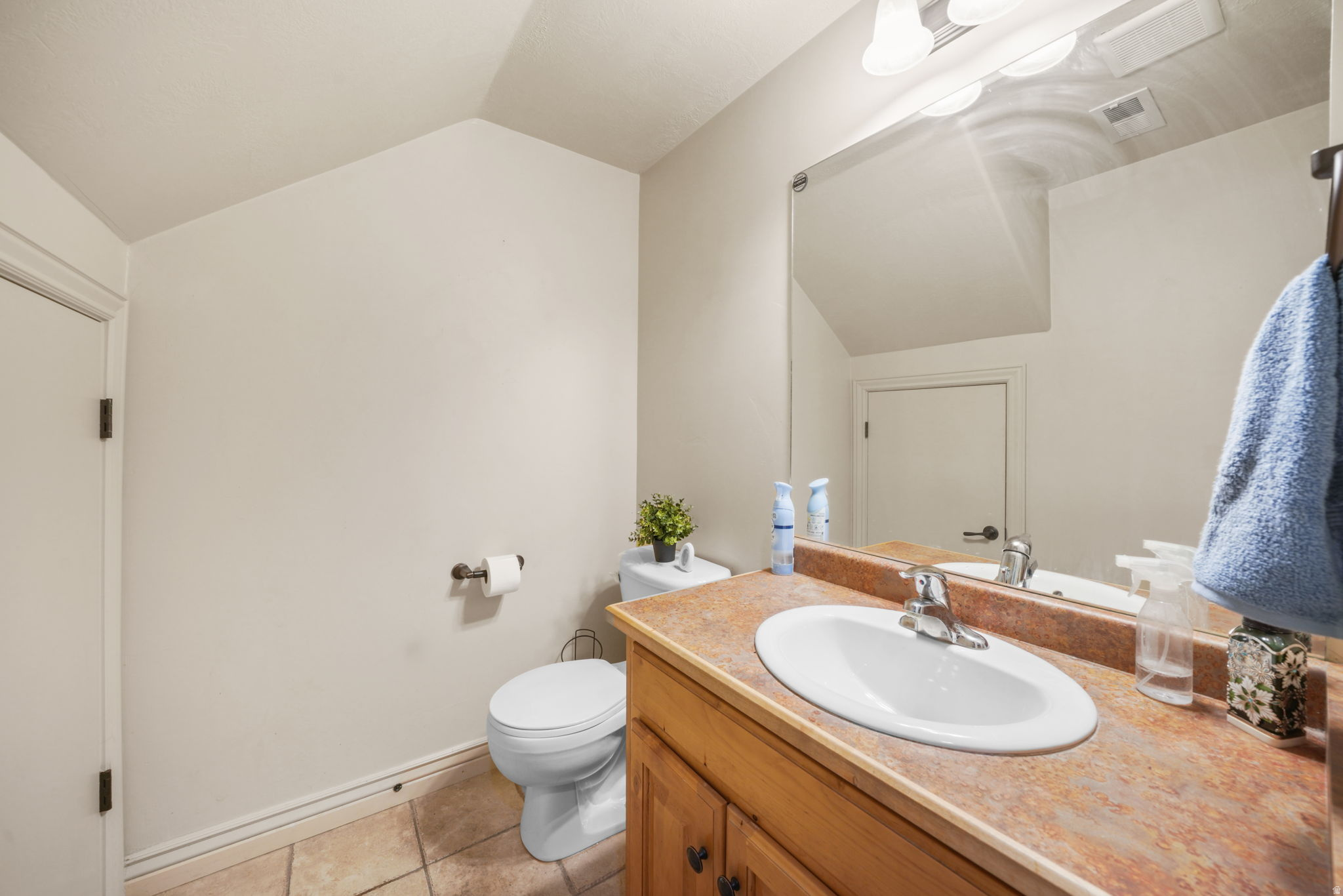 MAPLEWOOD - Residential