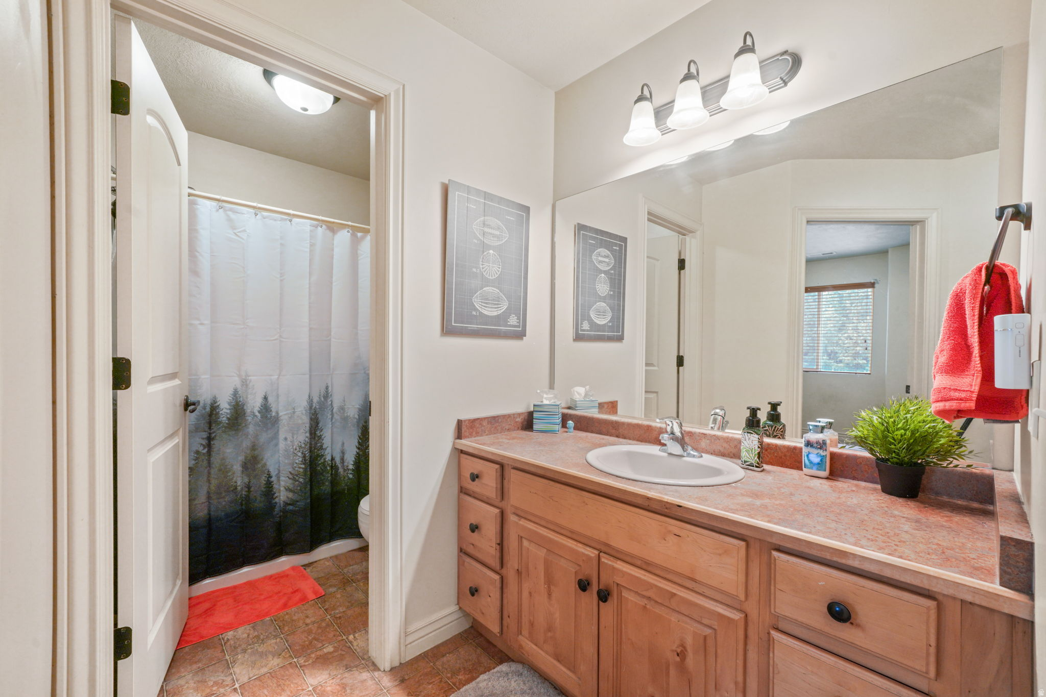 MAPLEWOOD - Residential