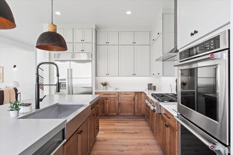 Tiny photo for 5554 N FOX CANYON RD, Lehi, UT 84043 (MLS # 2093913)