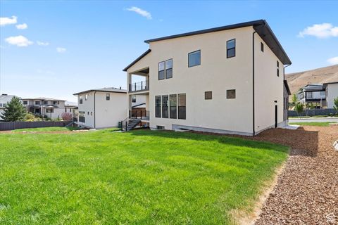 Tiny photo for 5554 N FOX CANYON RD, Lehi, UT 84043 (MLS # 2093913)