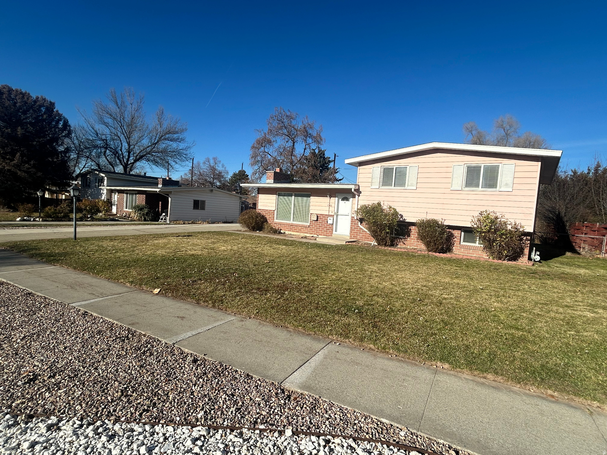 TANGLEWOOD - Residential