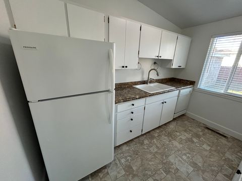 Tiny photo for 1383 E GREENFIELD AVE S, Murray, UT 84121 (MLS # 2127567)