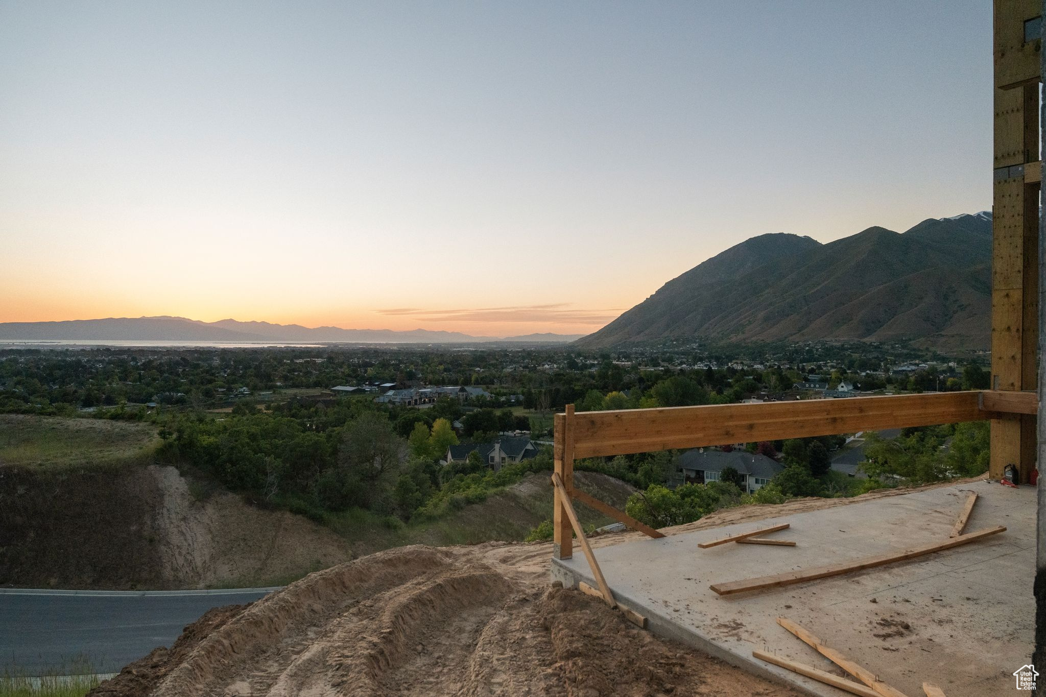 MAPLE BENCH ESTATES - Residential