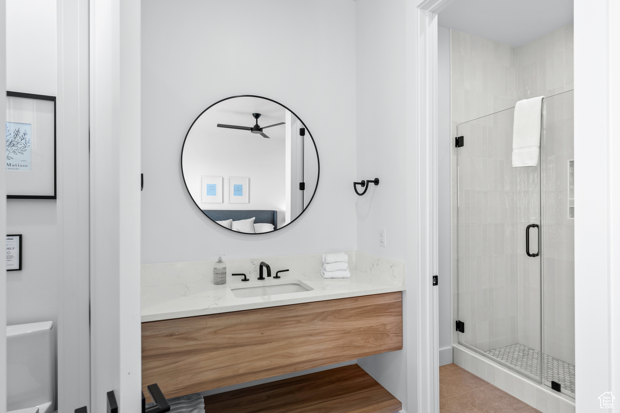 CABIN HOLLOW SUB LOT 3 - Residential