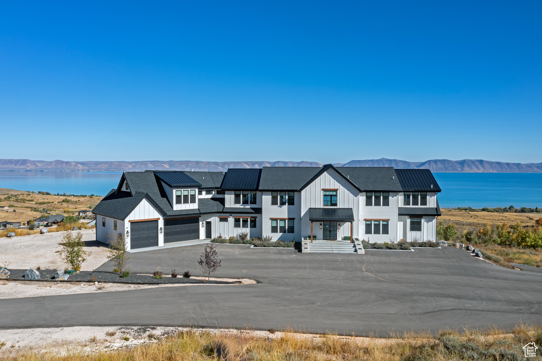 CABIN HOLLOW SUB LOT 3 - Residential