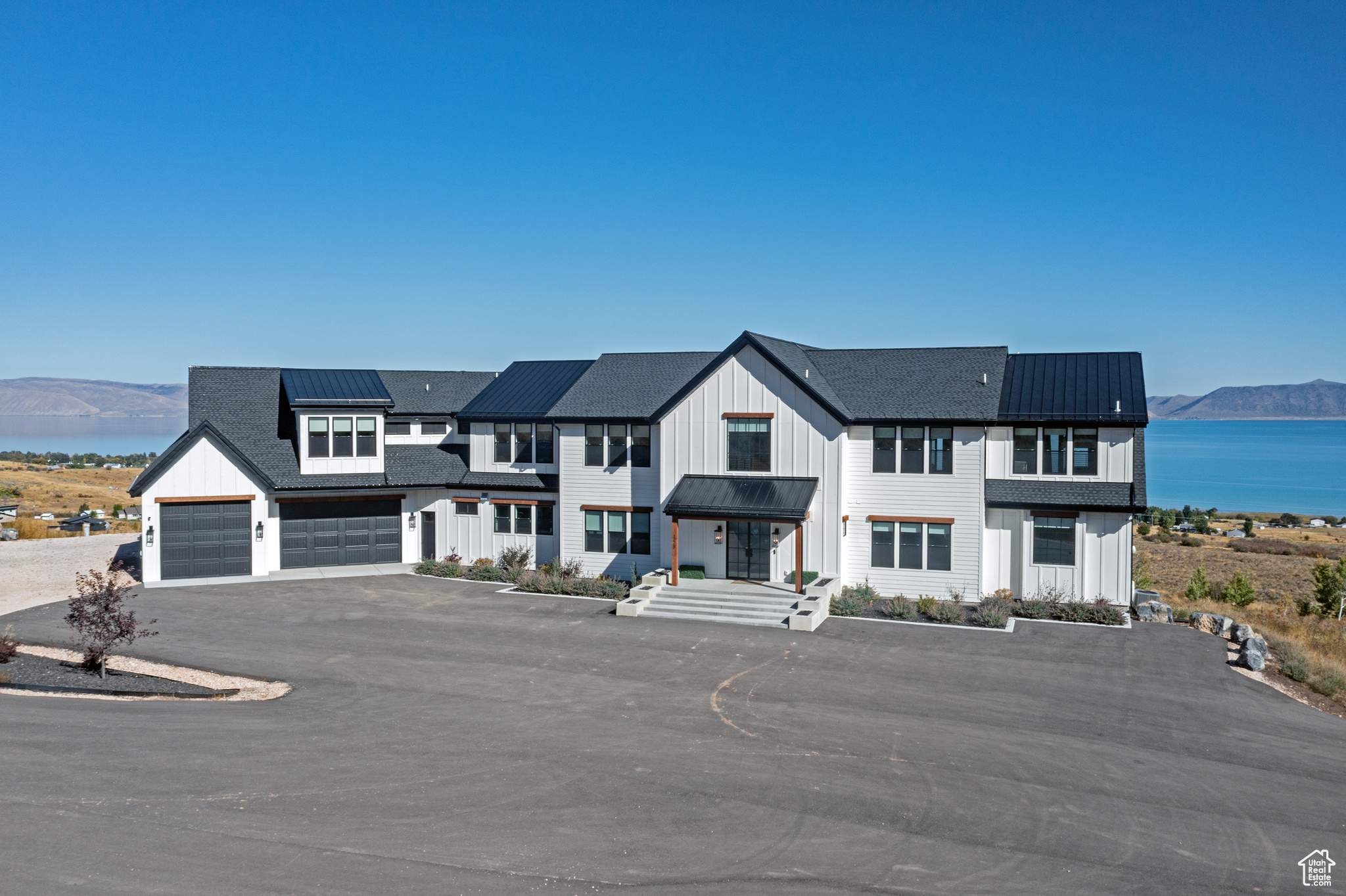 CABIN HOLLOW SUB LOT 3 - Residential