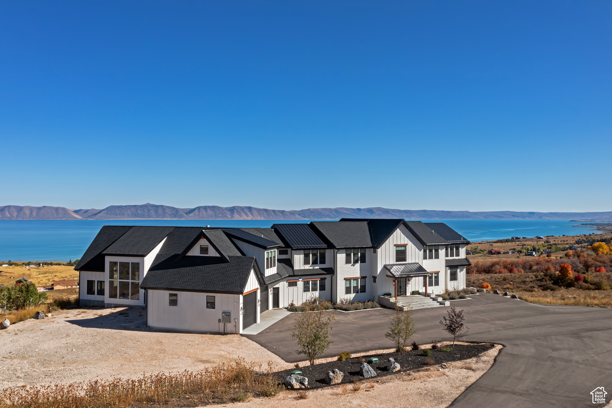 CABIN HOLLOW SUB LOT 3 - Residential