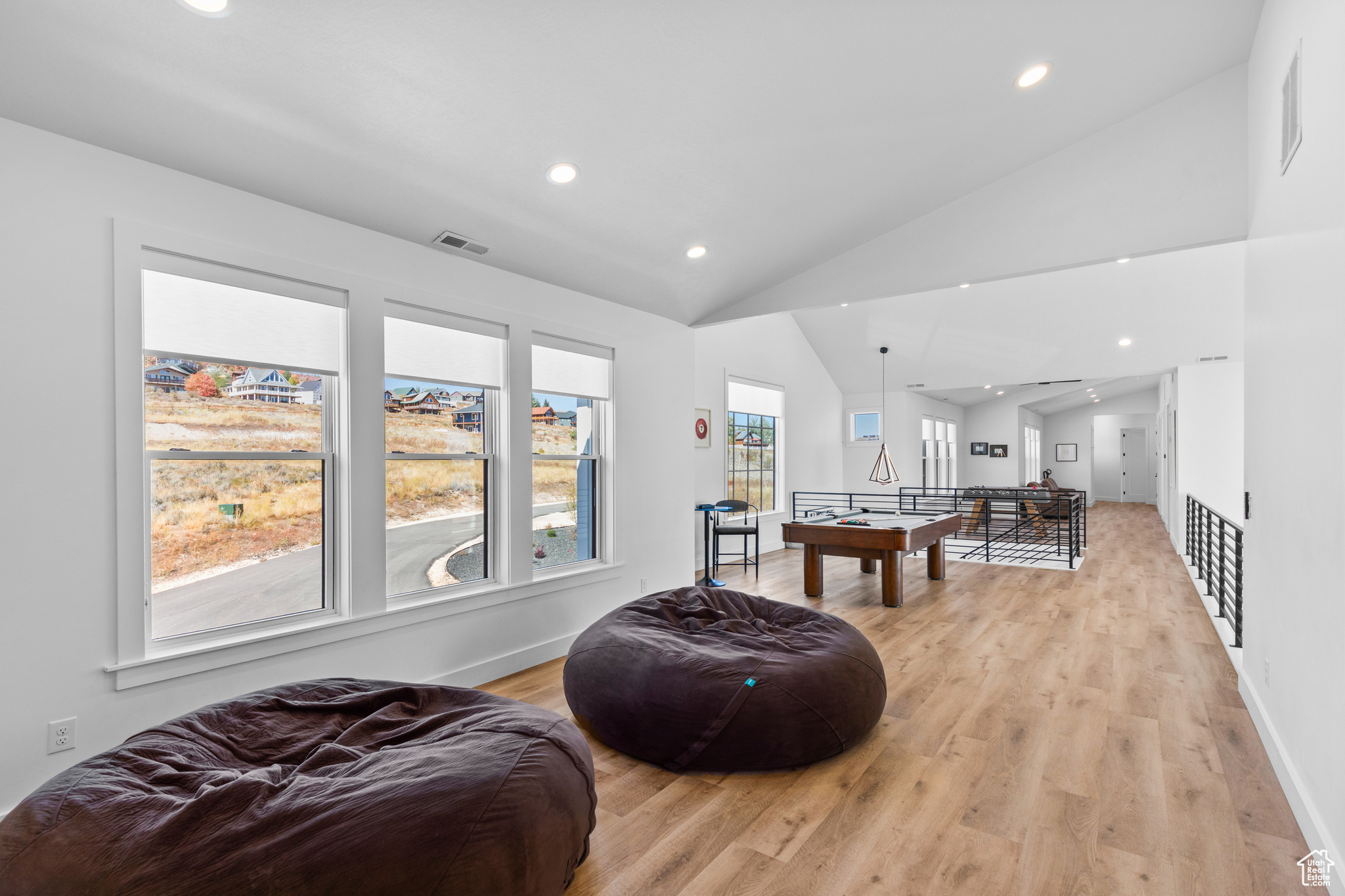 CABIN HOLLOW SUB LOT 3 - Residential